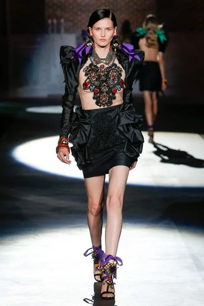 Look 20